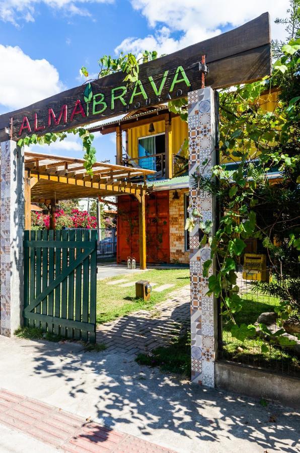 Bed and Breakfast Alma Brava Итажаи Экстерьер фото